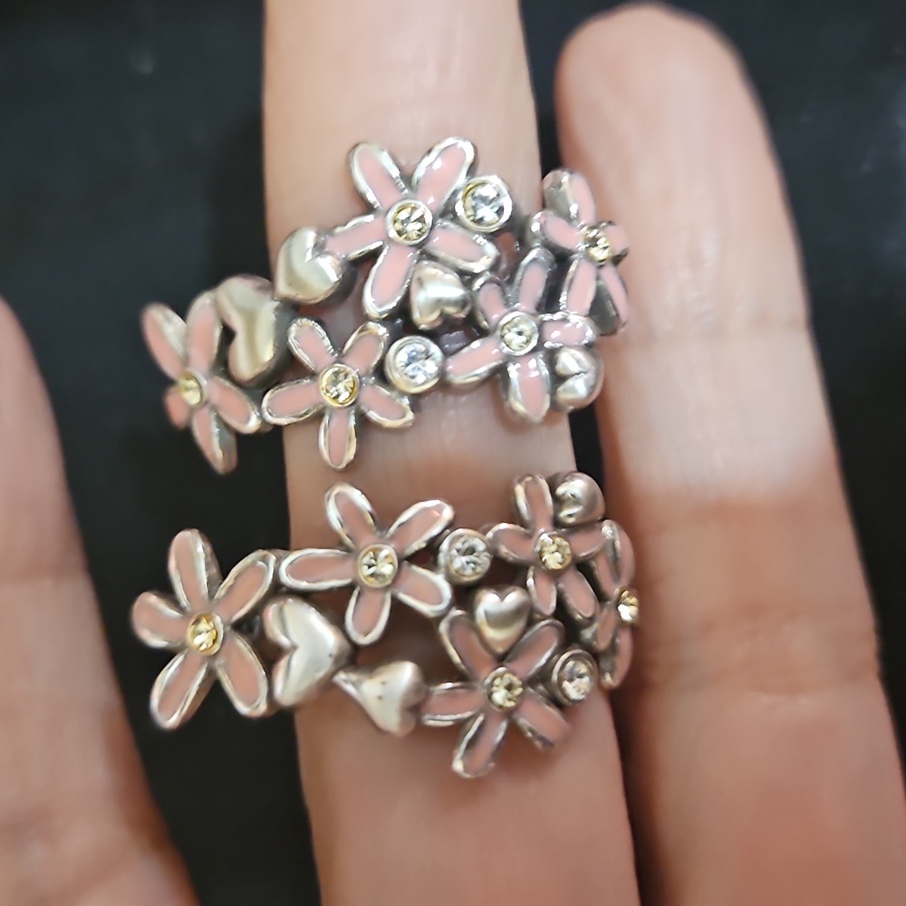 Brighton Heart Floral Silver Earrings - Picture 4 of 4